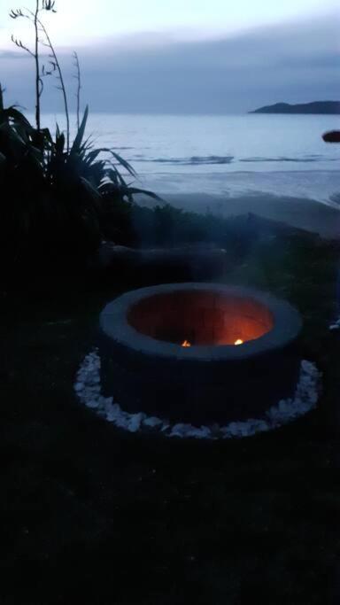 Beachfront Bliss Paraparaumu Exterior photo